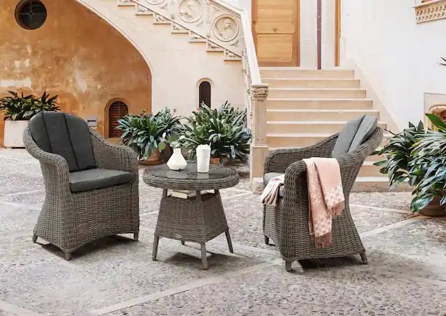 Sofort Bestellen Destiny Balkonset »MALAGA« 2x Sessel, 1x Beistelltisch, inkl. Auflagen, 7 Stk. tlg. Aluminium, Polyrattan